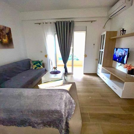 Bellas Apartment 2 Sarande Bagian luar foto