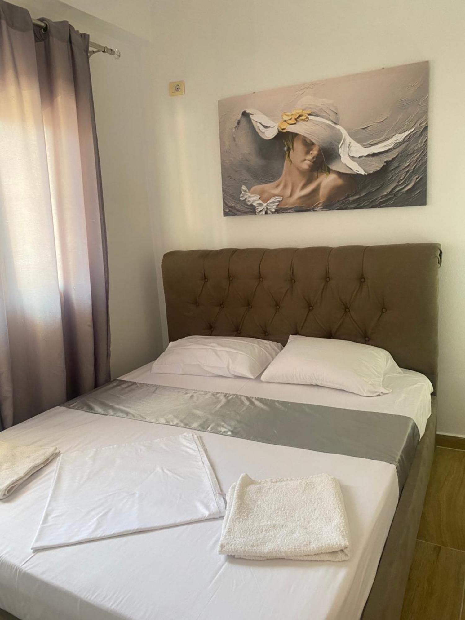 Bellas Apartment 2 Sarande Bagian luar foto