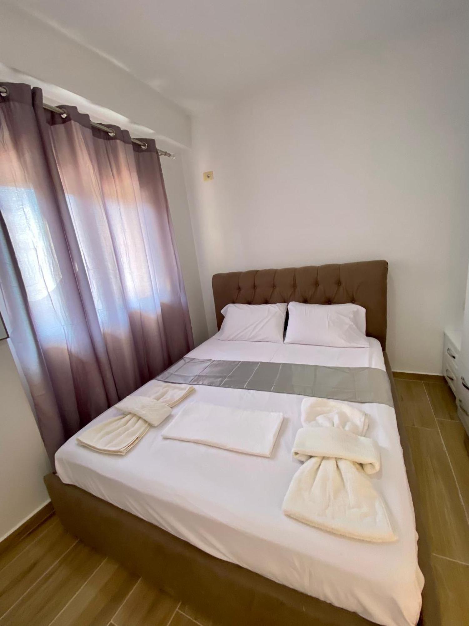 Bellas Apartment 2 Sarande Bagian luar foto